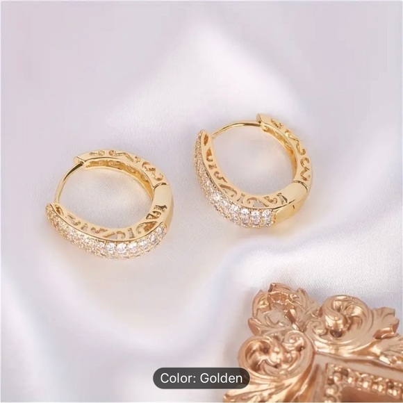 ๐ Hoop Earrings ๐ - Picture 2 of 6